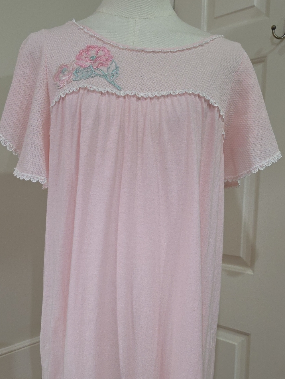 Vintage Shadowline Pink Maxi Nightgown Lace Embroidered Floral Size Small